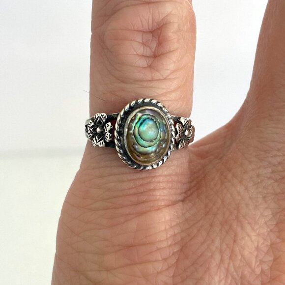 Sterling Silver 925 Bezel Set Oval Abalone Shell Floral Accent Ring Sz 3.75 - Picture 3 of 16